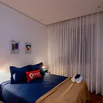3 Quartos No Leblon A 2 Min. Da Praia | Gsm493/203
