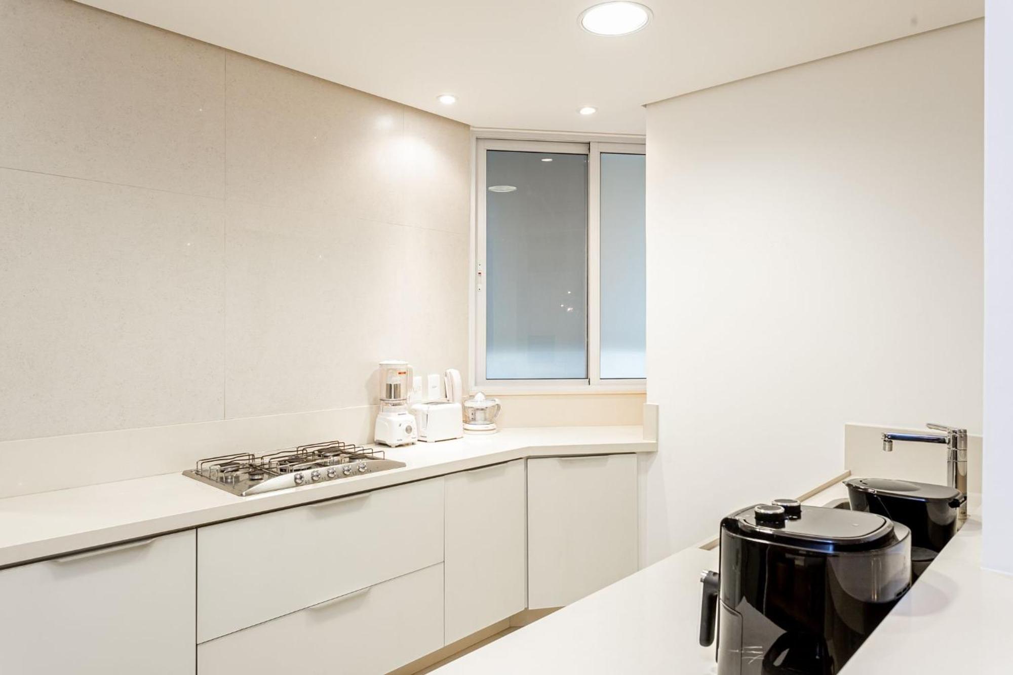 3 Quartos No Leblon A 2 Min. Da | Gsm493/203 *