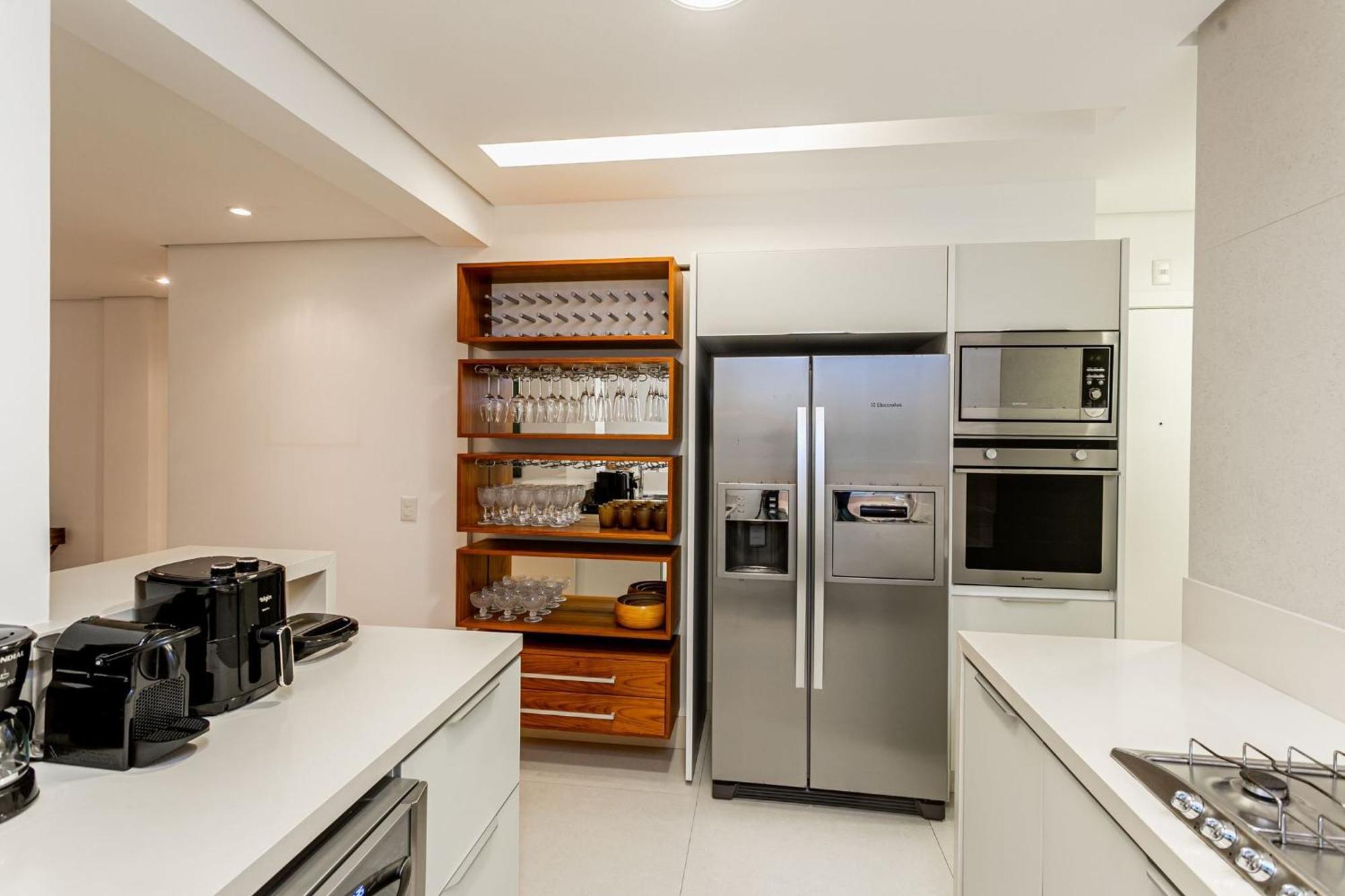 Apartamento 3 Quartos No Leblon A 2 Min. Da | Gsm493/203