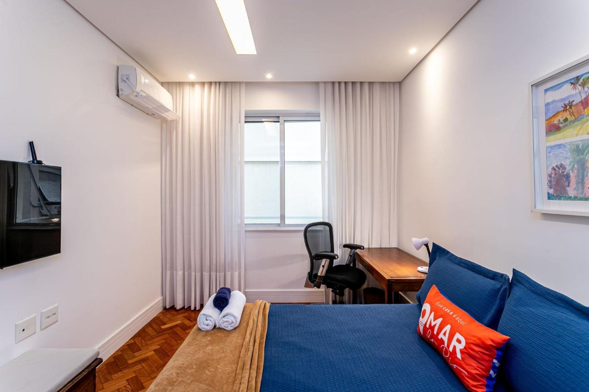 Apartment 3 Quartos No Leblon A 2 Min. Da | Gsm493/203